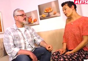 Brunette wants to swallow that dick a whole